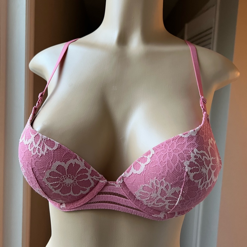 Victoria secret bra - Picture 1 of 2